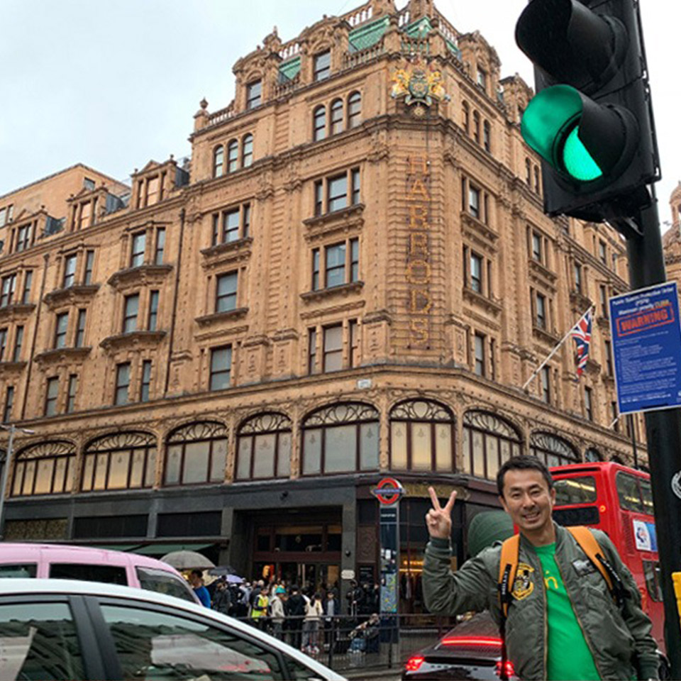 ロンドン最大の高級デパートHarrodsハロッズ