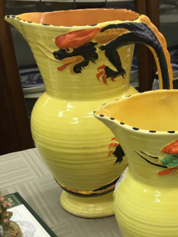 到着予定商品  Burleigh Vintage yellow jug Dragon